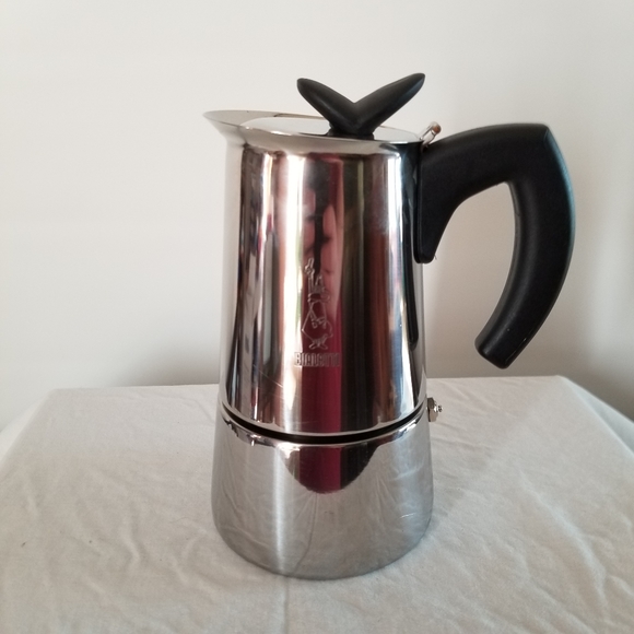 Bialetti coffee pot - Picture 2 of 2